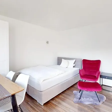 Spacious 4 Bedroom Near Center * Munich