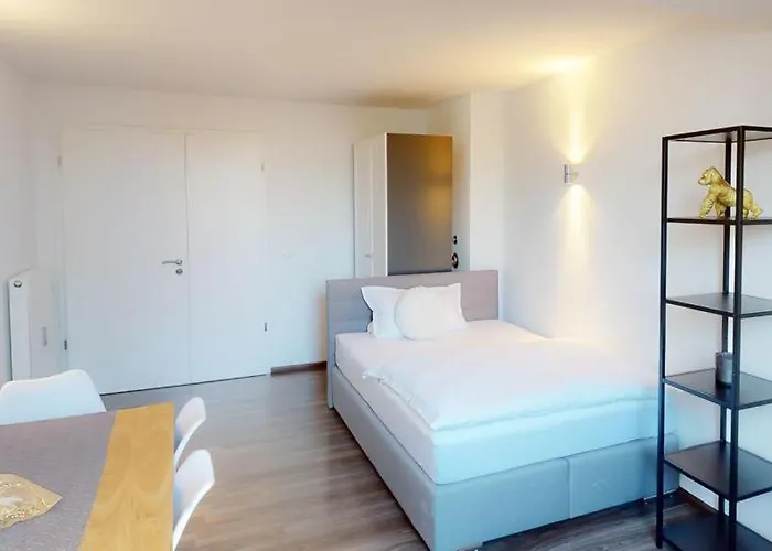 Spacious 4 Bedroom Near Center * Múnich
