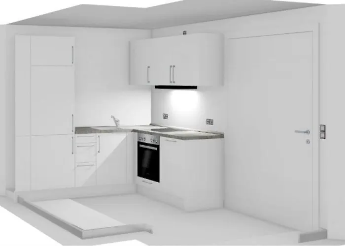 Spacious 4 Bedroom Near Center *